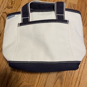 Lands End  Stylish Canvas Tote Insulated Lunch Bag with Navy Accents